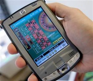 Mobile gambling continues to be on the rise, report says