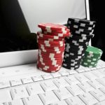 Spain delays launch of online gambling